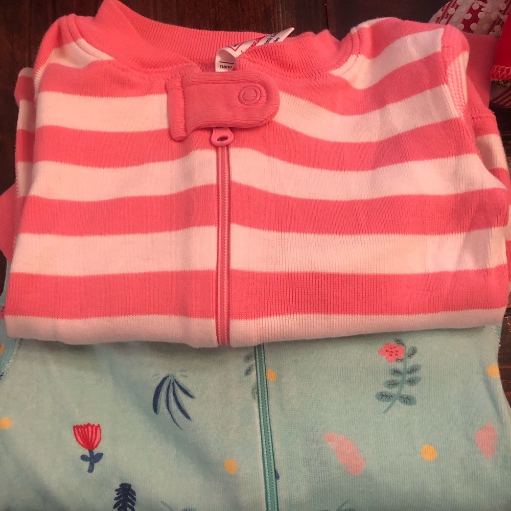 Hanna Anderson pair of pjs